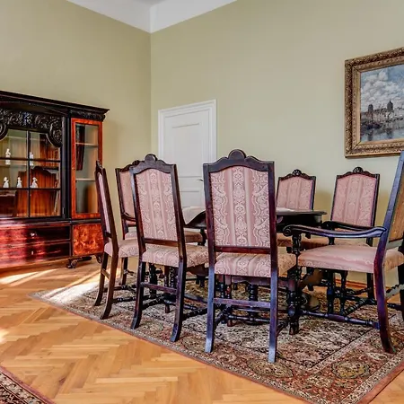 Vila Austerlitz بيت ضيافة سلافكوف ا برنه