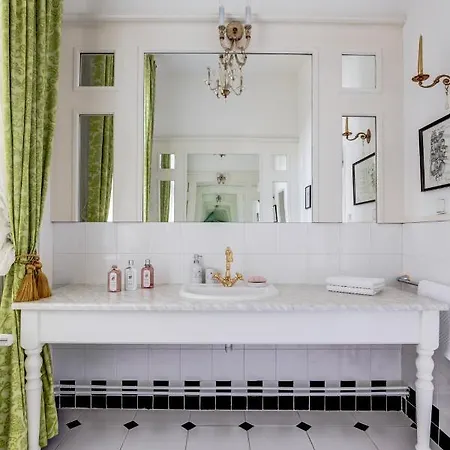 Vila Austerlitz بيت ضيافة 3*