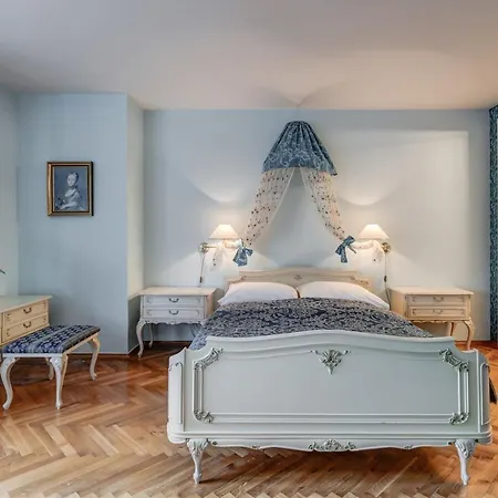 Vila Austerlitz 3*