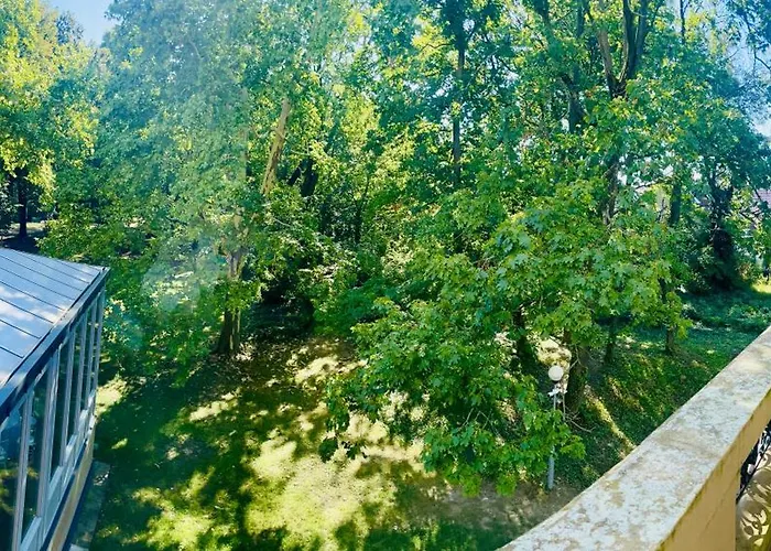 Guest house Vila Austerlitz 4*
